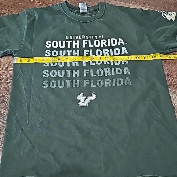University of South Florida Short Sleeve T-shirt Size M - Picture 6 of 7